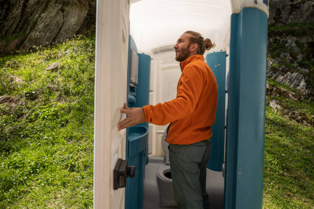Best Porta potty rental near me  in Garrett, TX